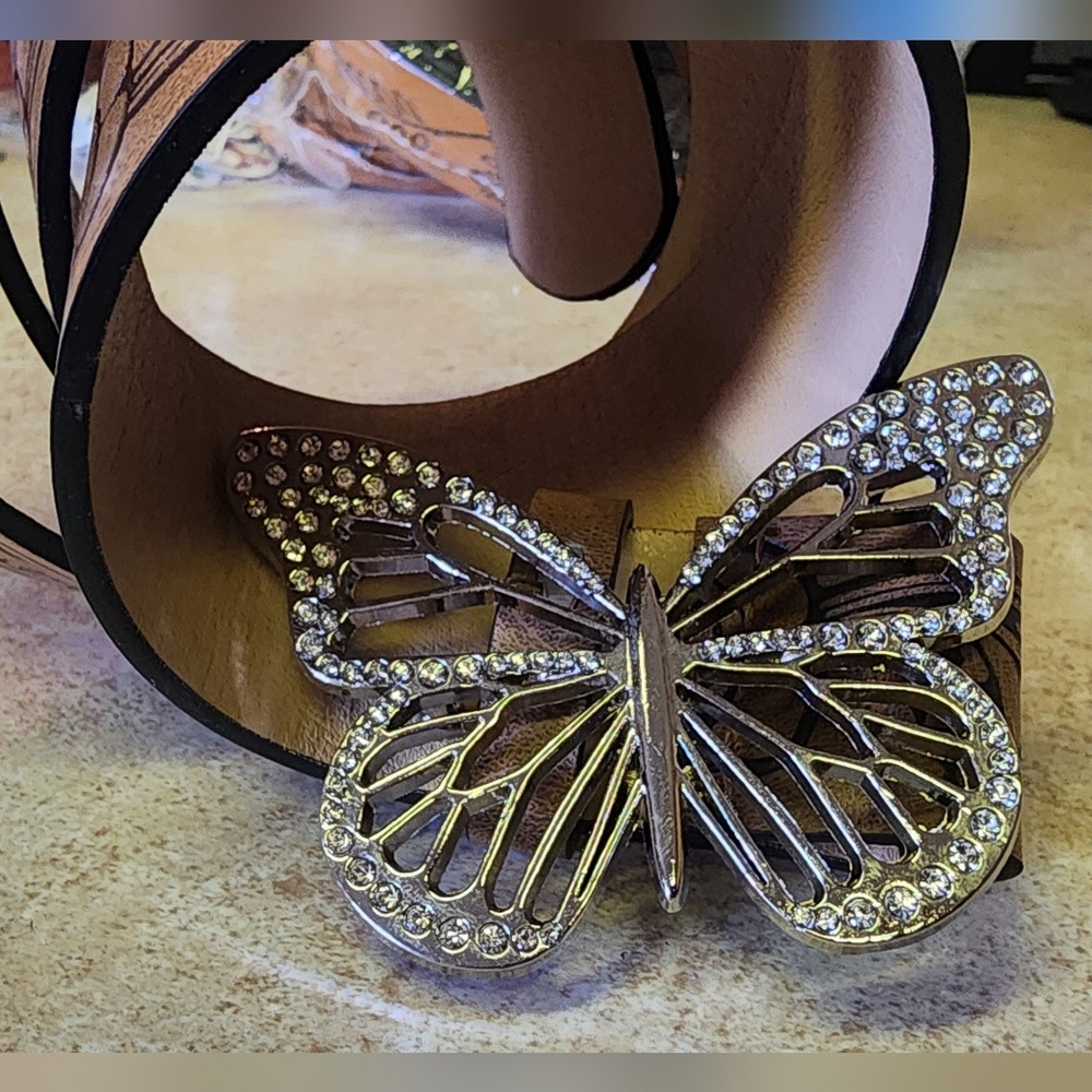 New Brown floral Belt And butterfly belt Buckle